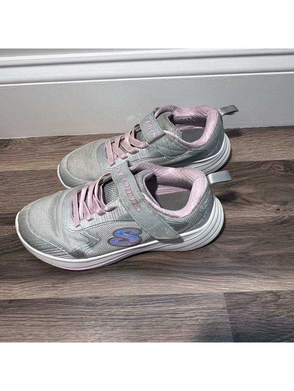 Skechers girls gray and pink sneakers size 3